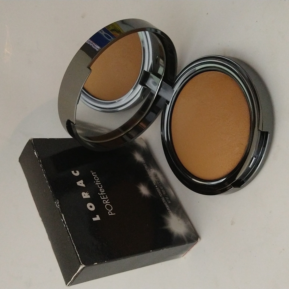 LORAC Cosmetics Porefection Baked Finishing Powder PF6 Deep Glam Feminine Discon